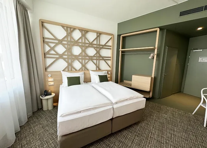 Hotel Arcotel Aq 4*